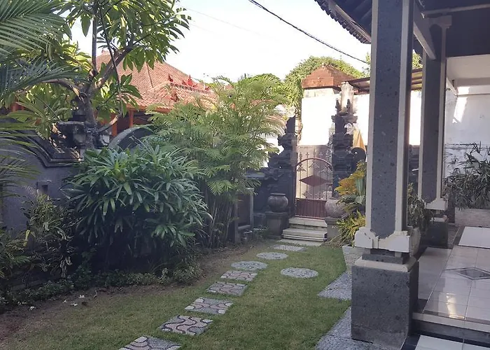 ベッド・アンド・ブレックファスト Rumah Kita サヌール